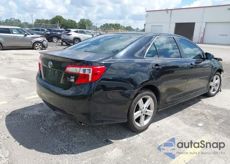 2013 Toyota Camry Se z USA, uszkodzony, nr VIN 4T1BF1FK2DU280214